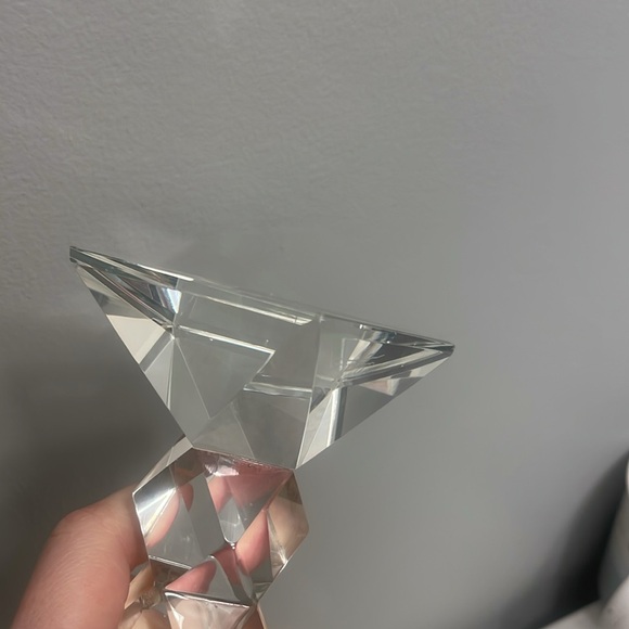 Signed “Oleg Cassini” Twisted Set of Crystal Candle Holders - Picture 7 of 9